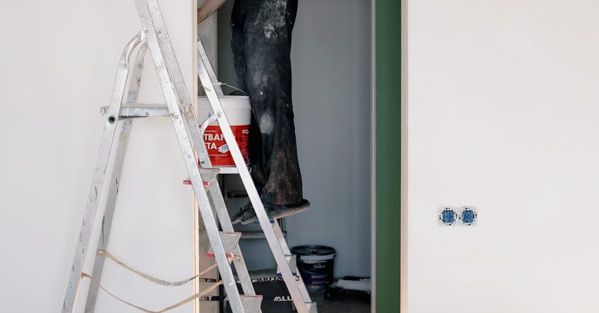 Essential Considerations for Painting Hotel Interiors